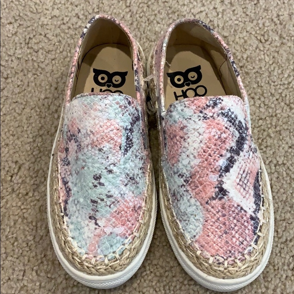 New Without Tags HOO Sneakers size 31